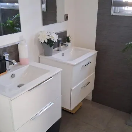 Petit Coin De Paradis