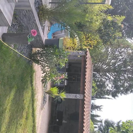 Petit Coin De Paradis Nyaraló