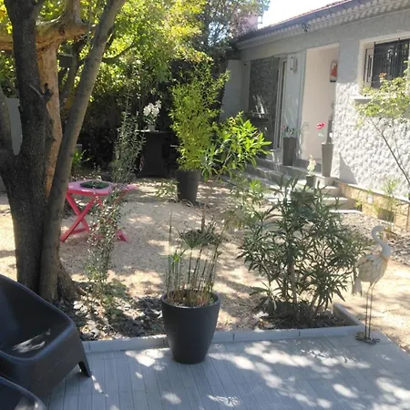 Petit Coin De Paradis